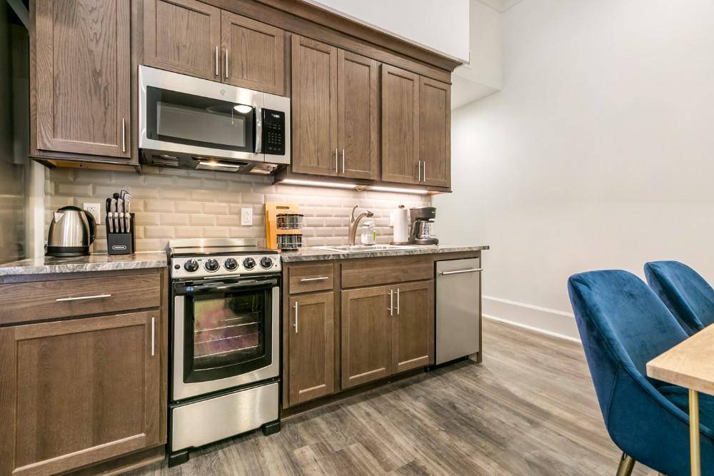 Mardi Gras Magic: 2BR Condo on Canal St 3