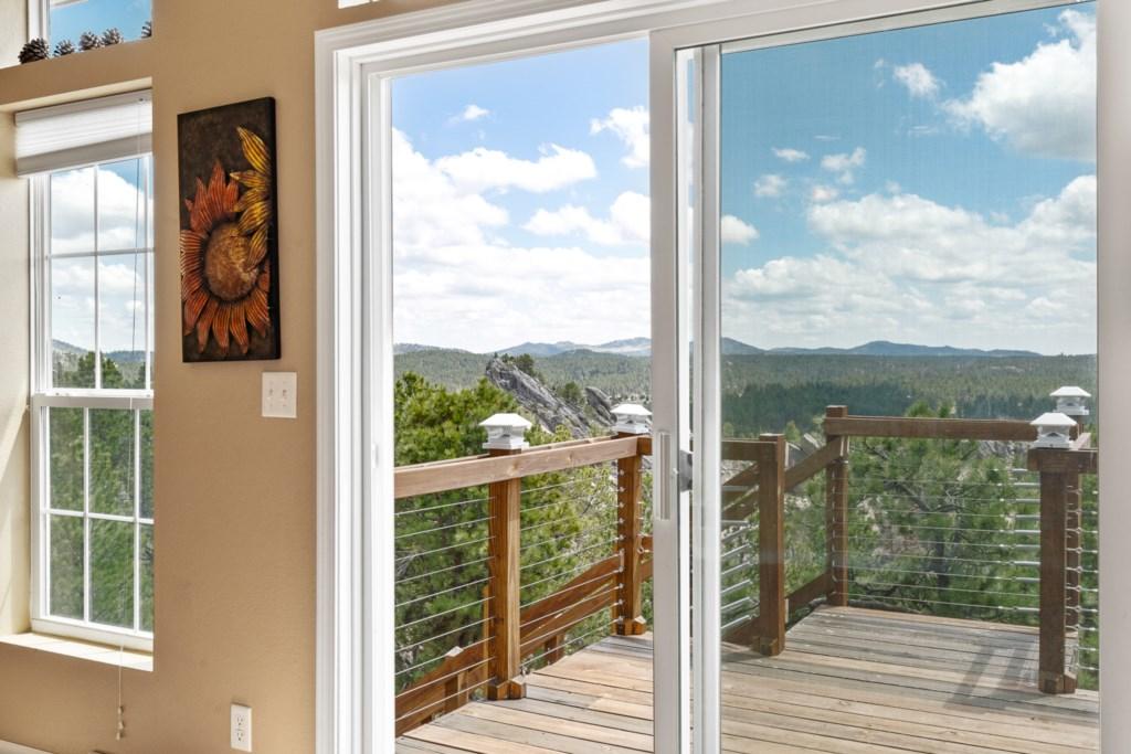 4BR Teton Cabin with Panoramic Mountain Views 5