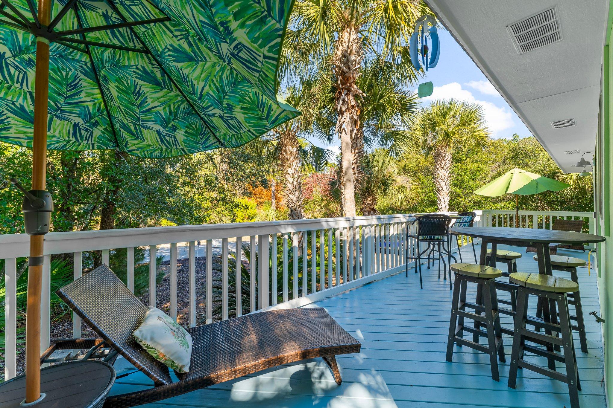 Relax and have a few drinks on the Porch