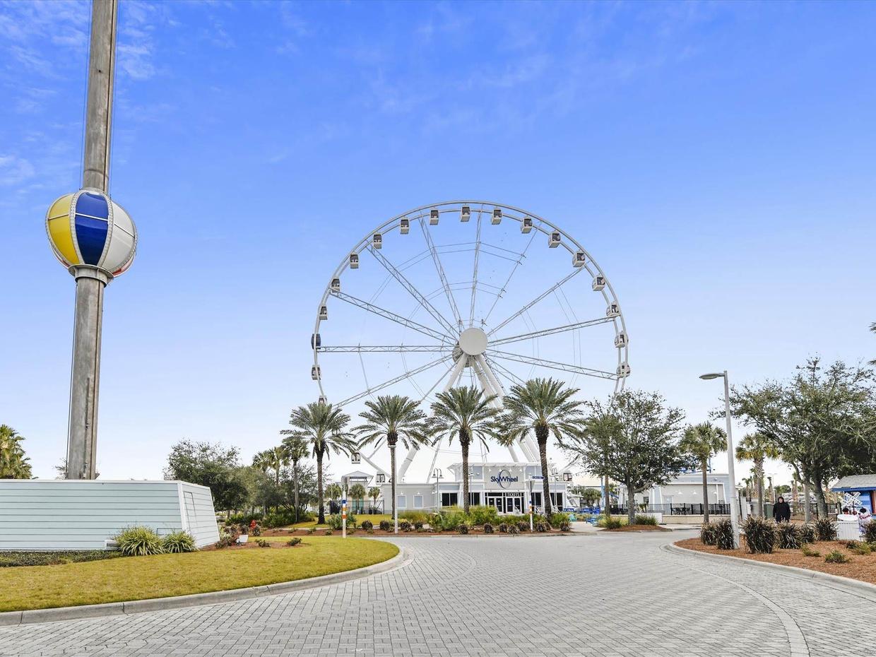 Located at Pier Park