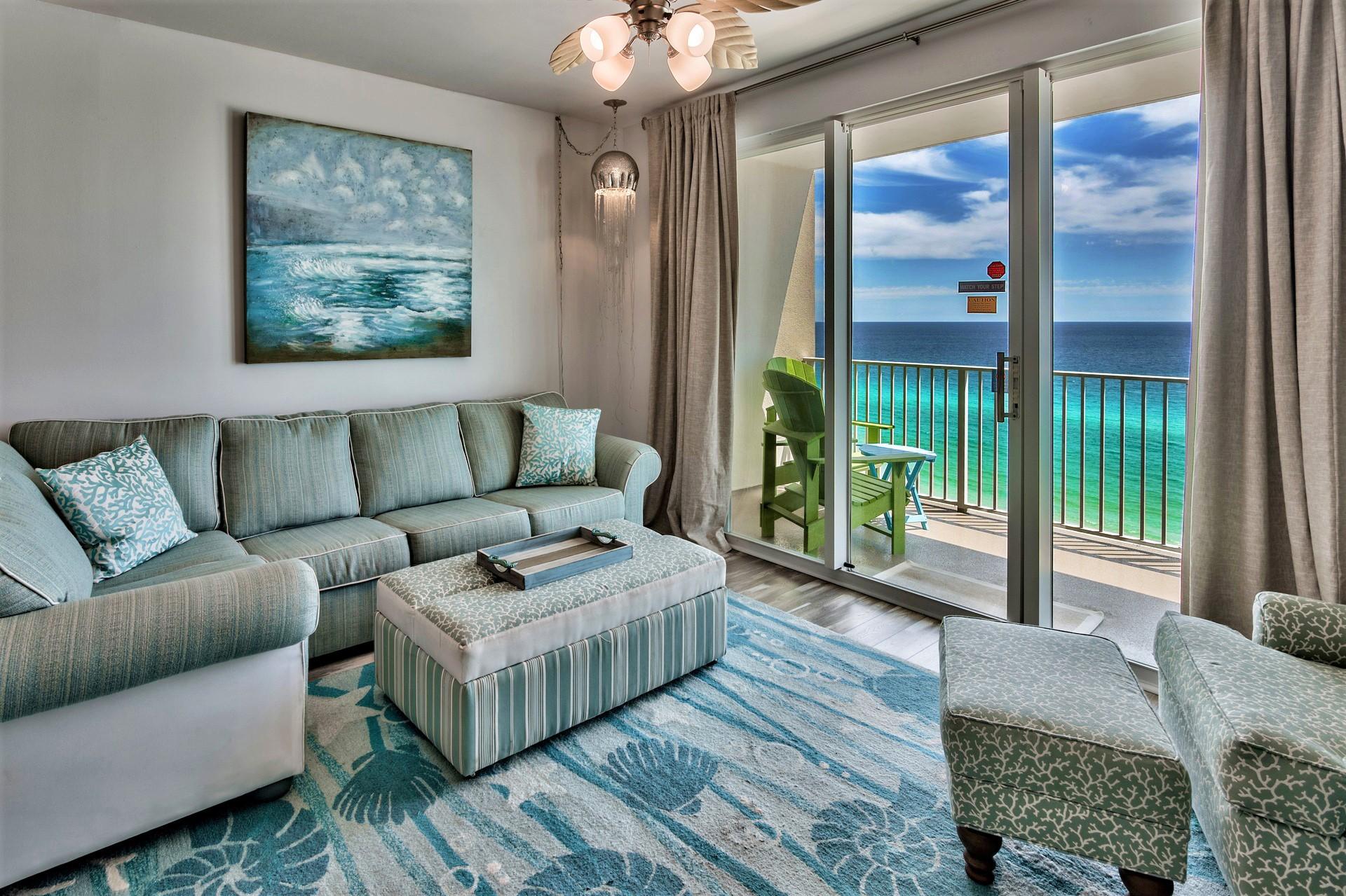 Majestic Sun 911B - Beach View Living Room, HDTV & Sleeper