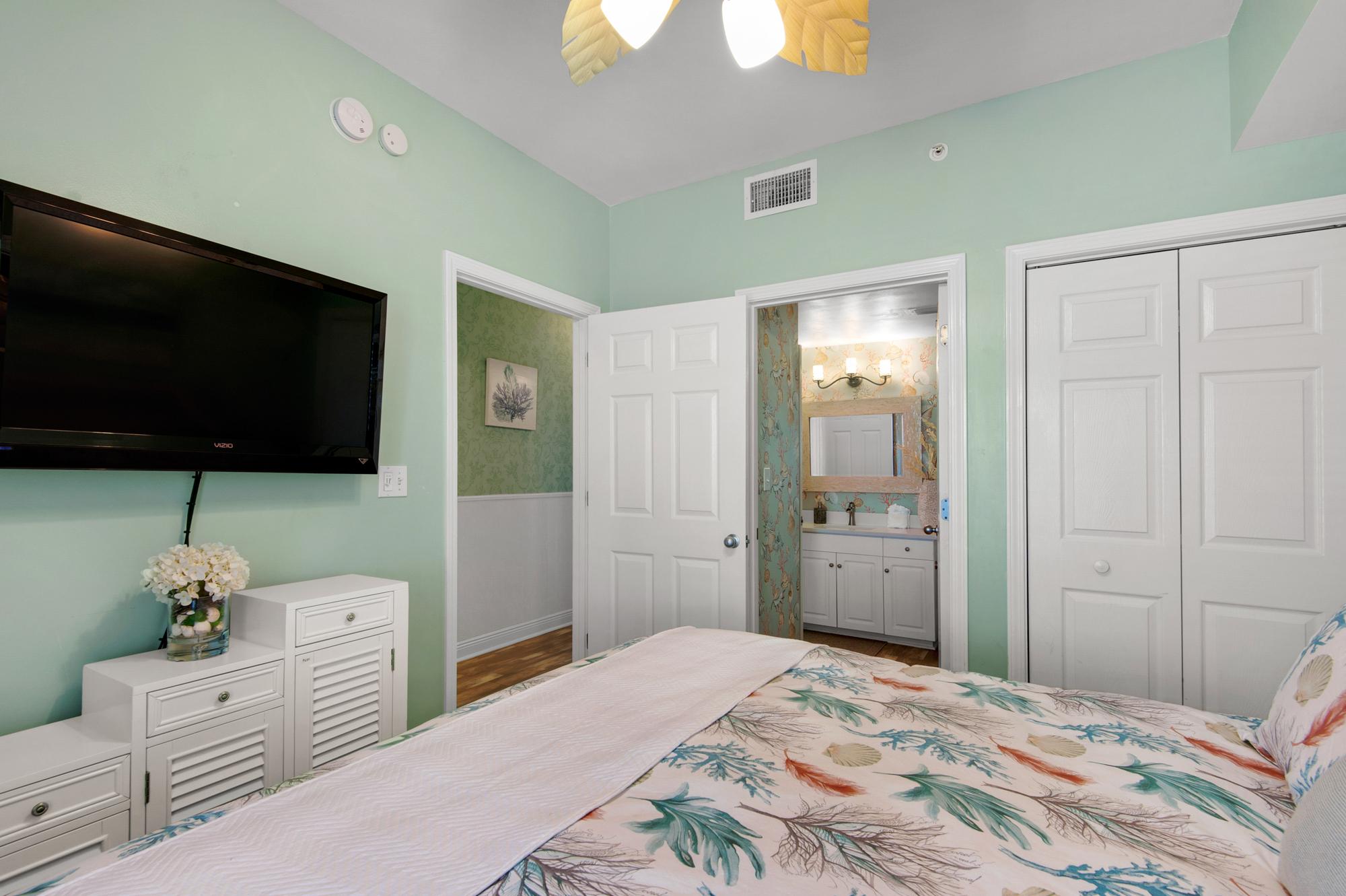 Majestic Sun 911B - King Guest Bedroom