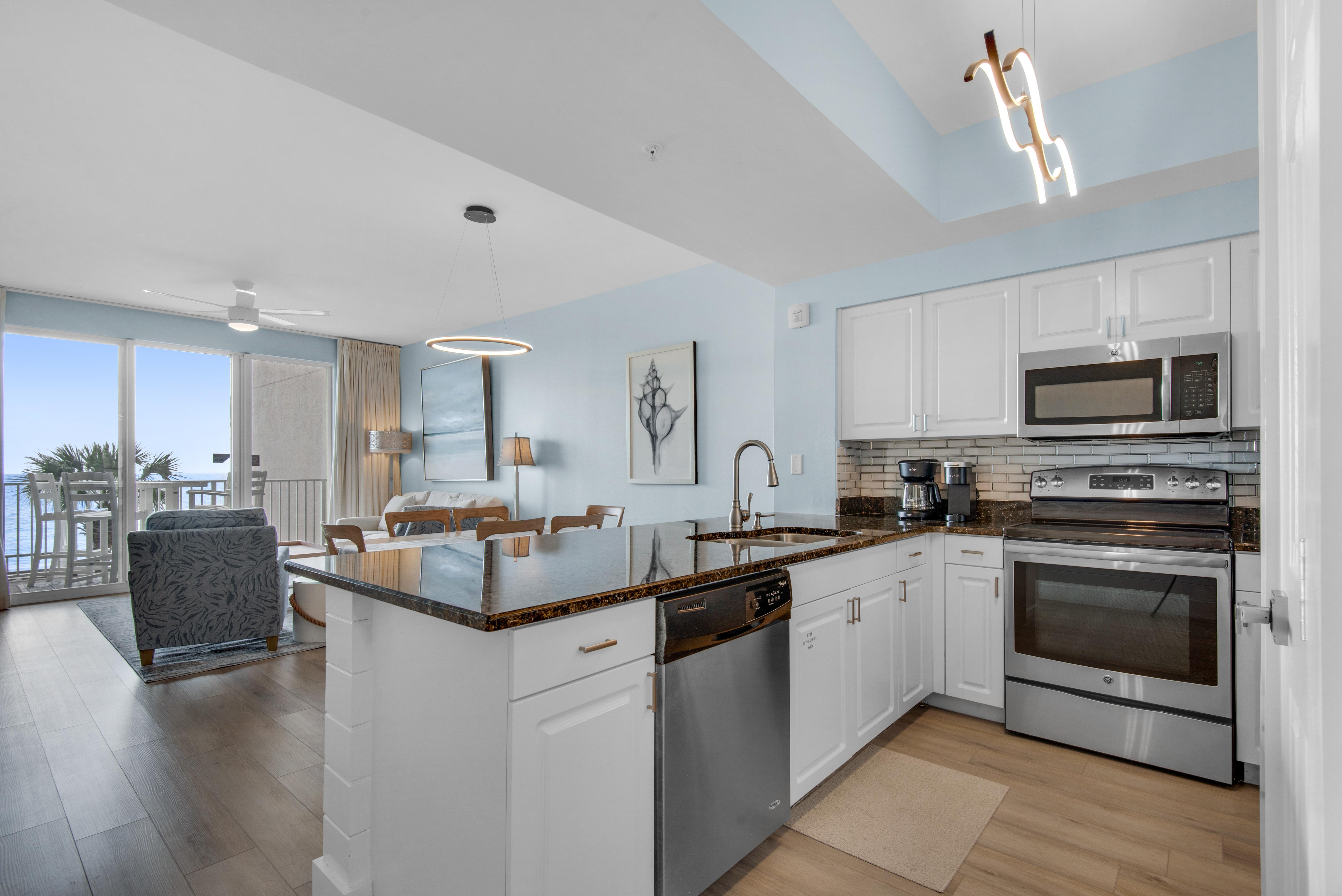 Majestic Sun 203B - Kitchen area w/ stainless steel appliances