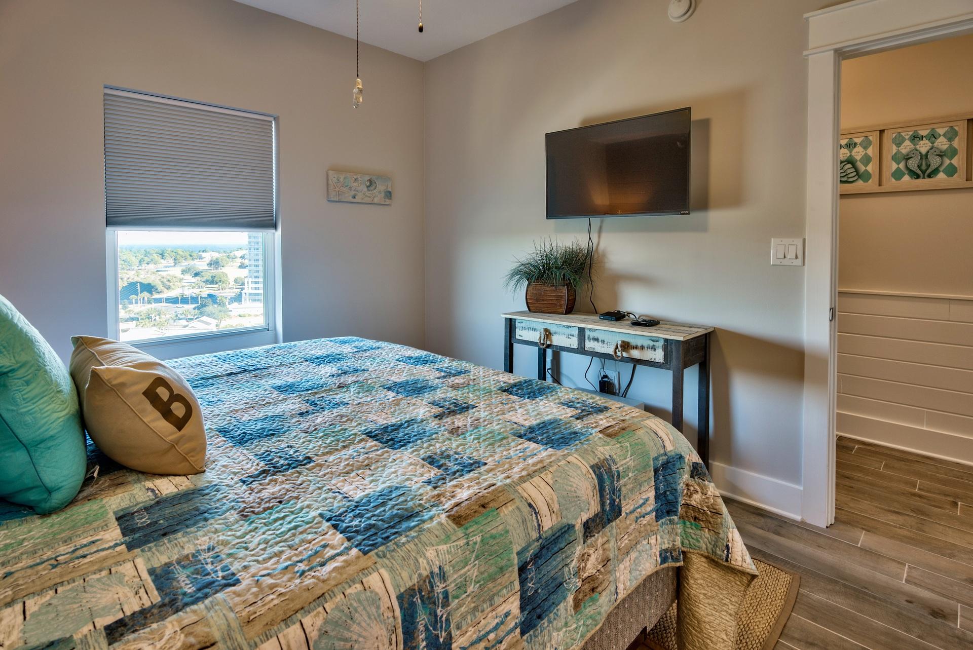 Majestic Sun 1112B - Second King Bedroom