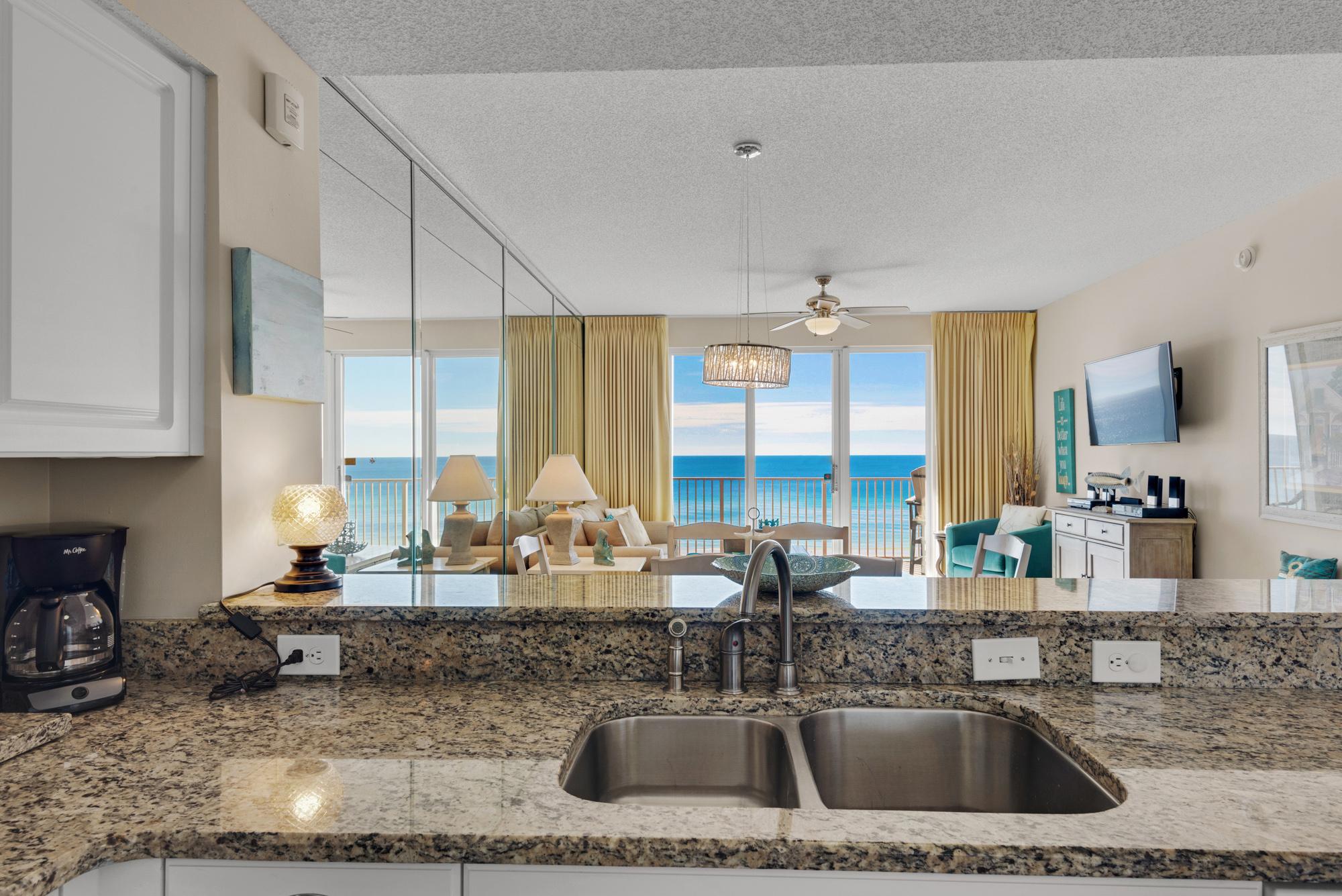 Majestic Sun 413B - Beautiful Gulf Views From Kitchen
