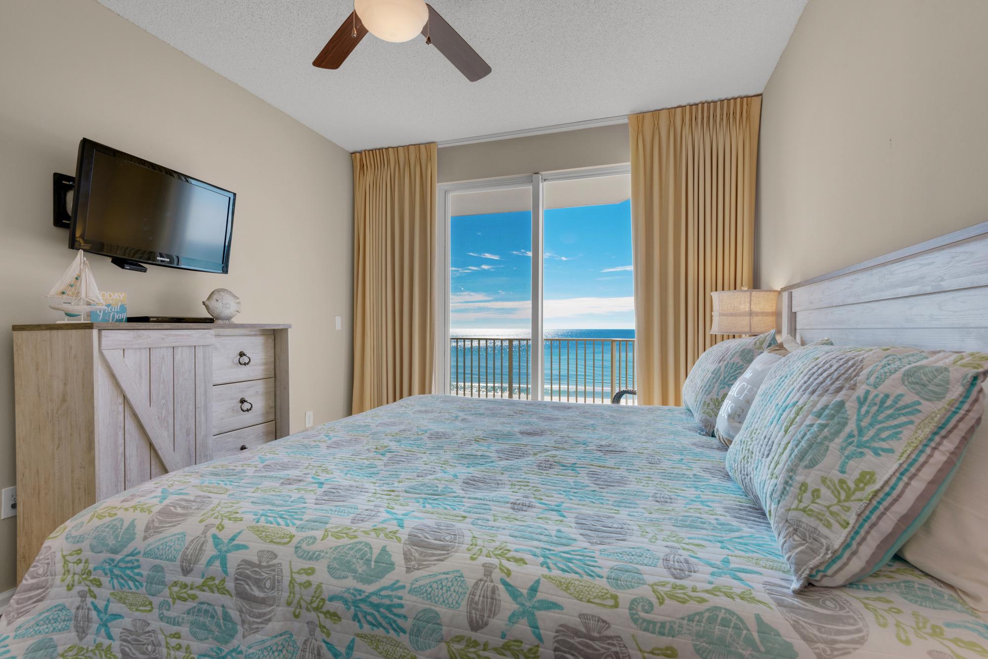 Majestic Sun 413B - Gulf View Master King Suite w/ HD TV