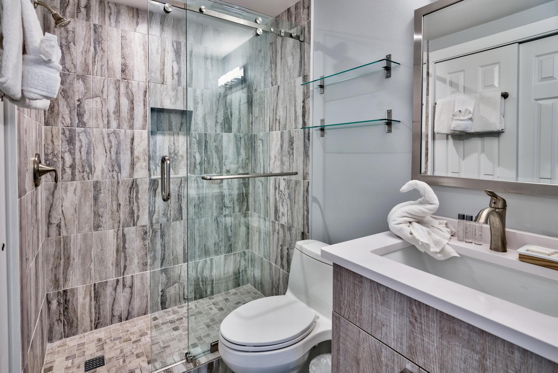 Majestic Sun 409B - Master Bath
