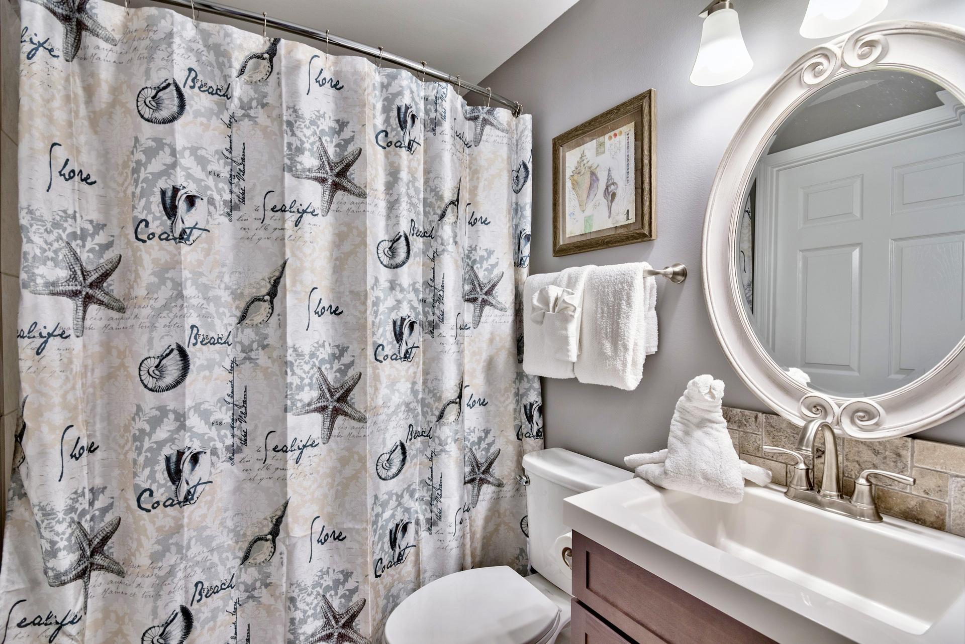 Majestic Sun 810A - Guest Room w/ 2 Full Beds Attached Bath