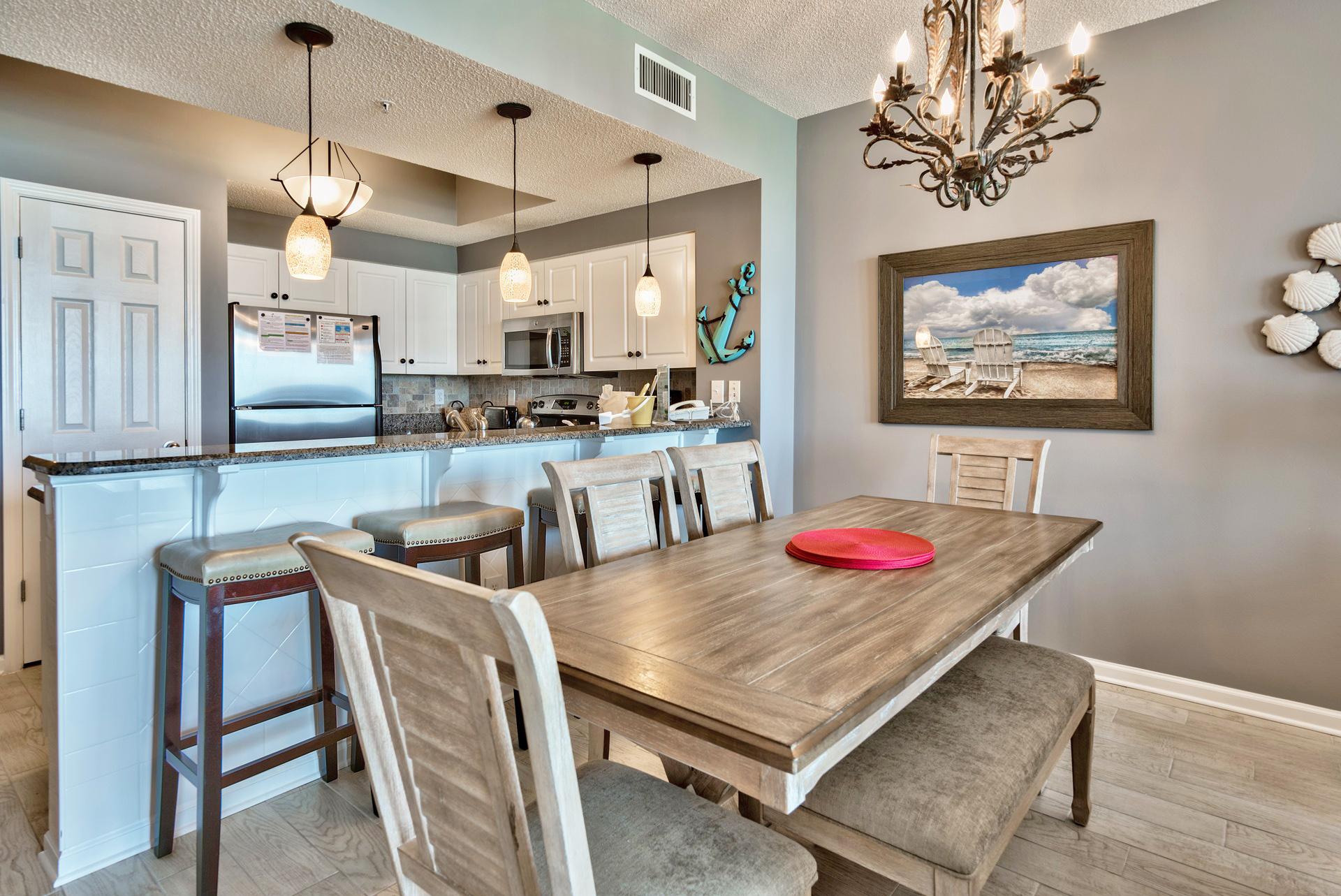 Majestic Sun 810A - Dining Area, Breakfast Bar, and Kitchen