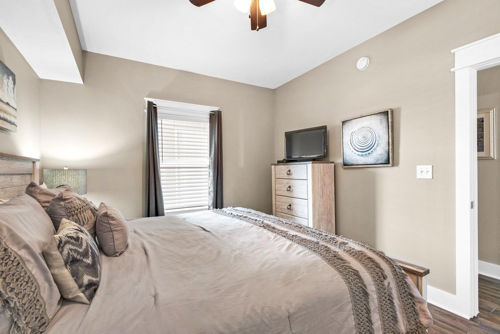 Majestic Sun 509B - Renovated Master King Suite w/ HDTV