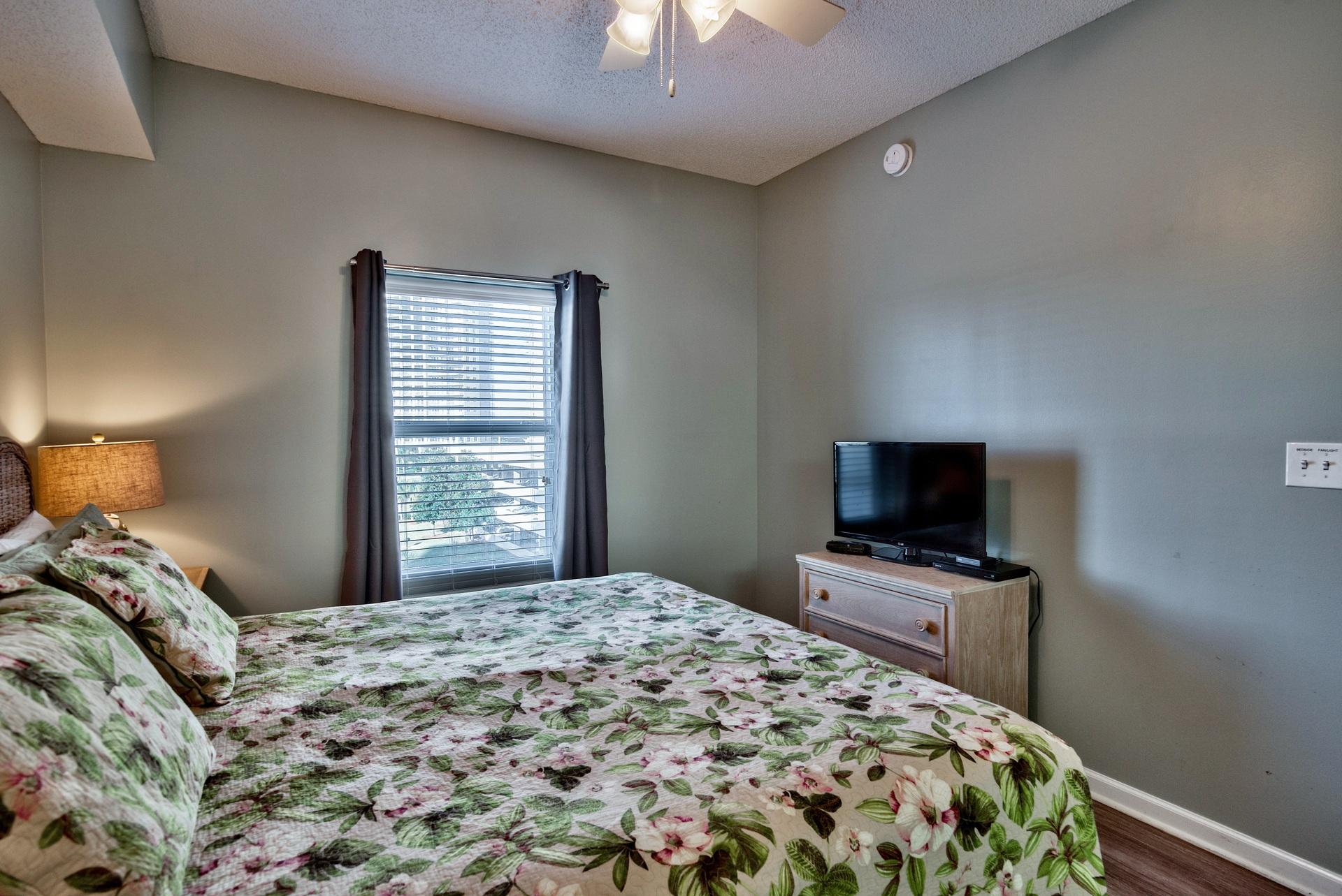 Majestic Sun 414A - King Guest Bedroom with Attached Bath
