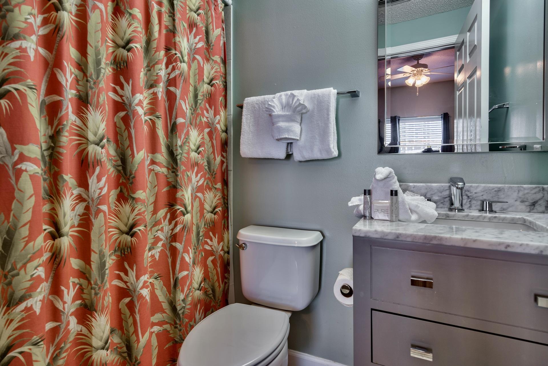 Majestic Sun 414A - King Guest Attached Bath