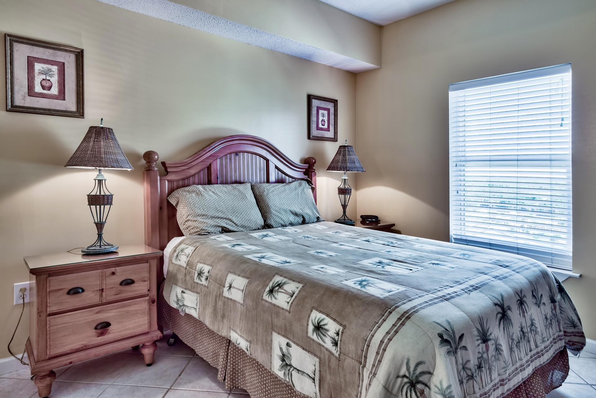 Majestic Sun A914 - Queen Suite w/ HDTV and Private Bath