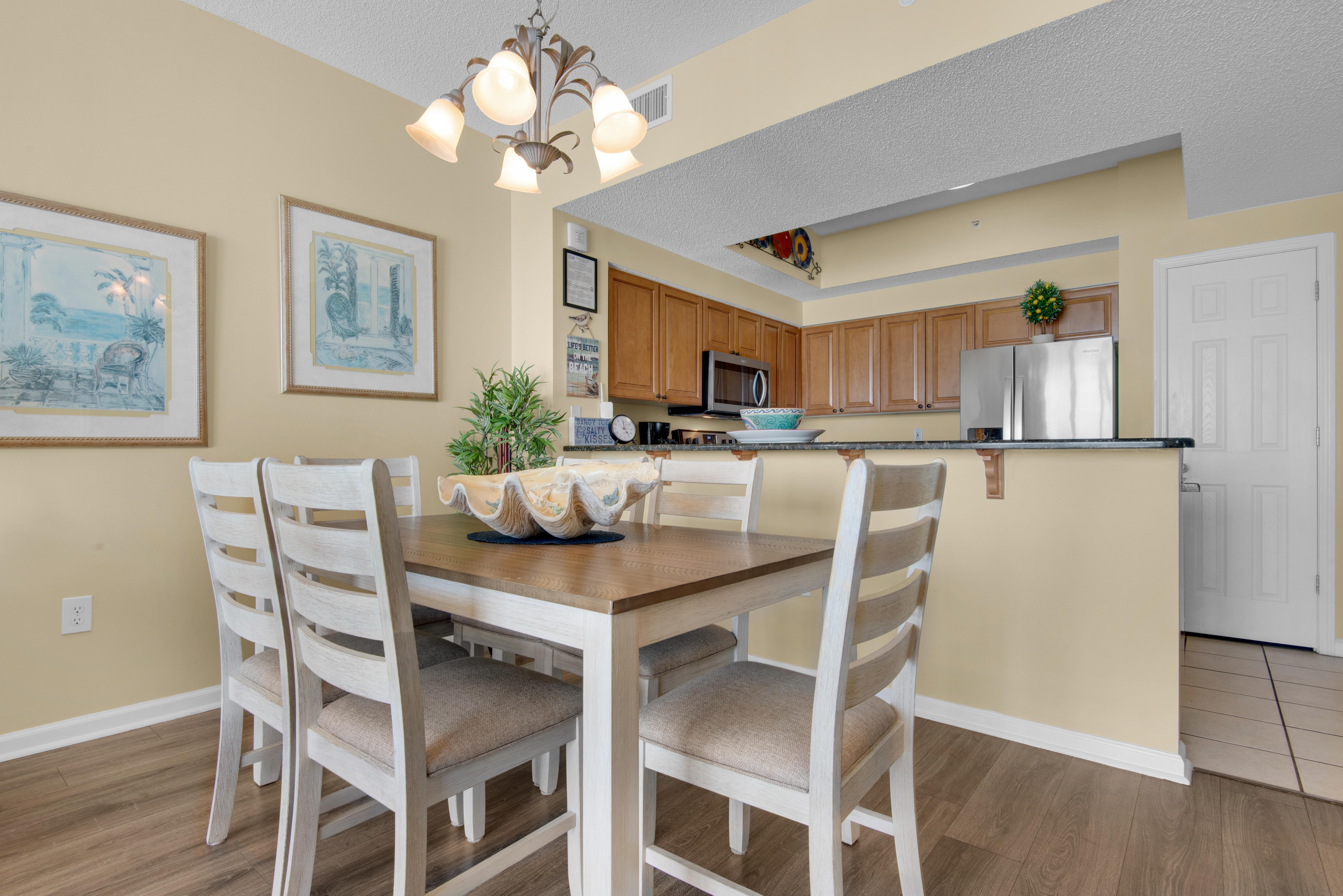 Majestic Sun 704B - Dining Room