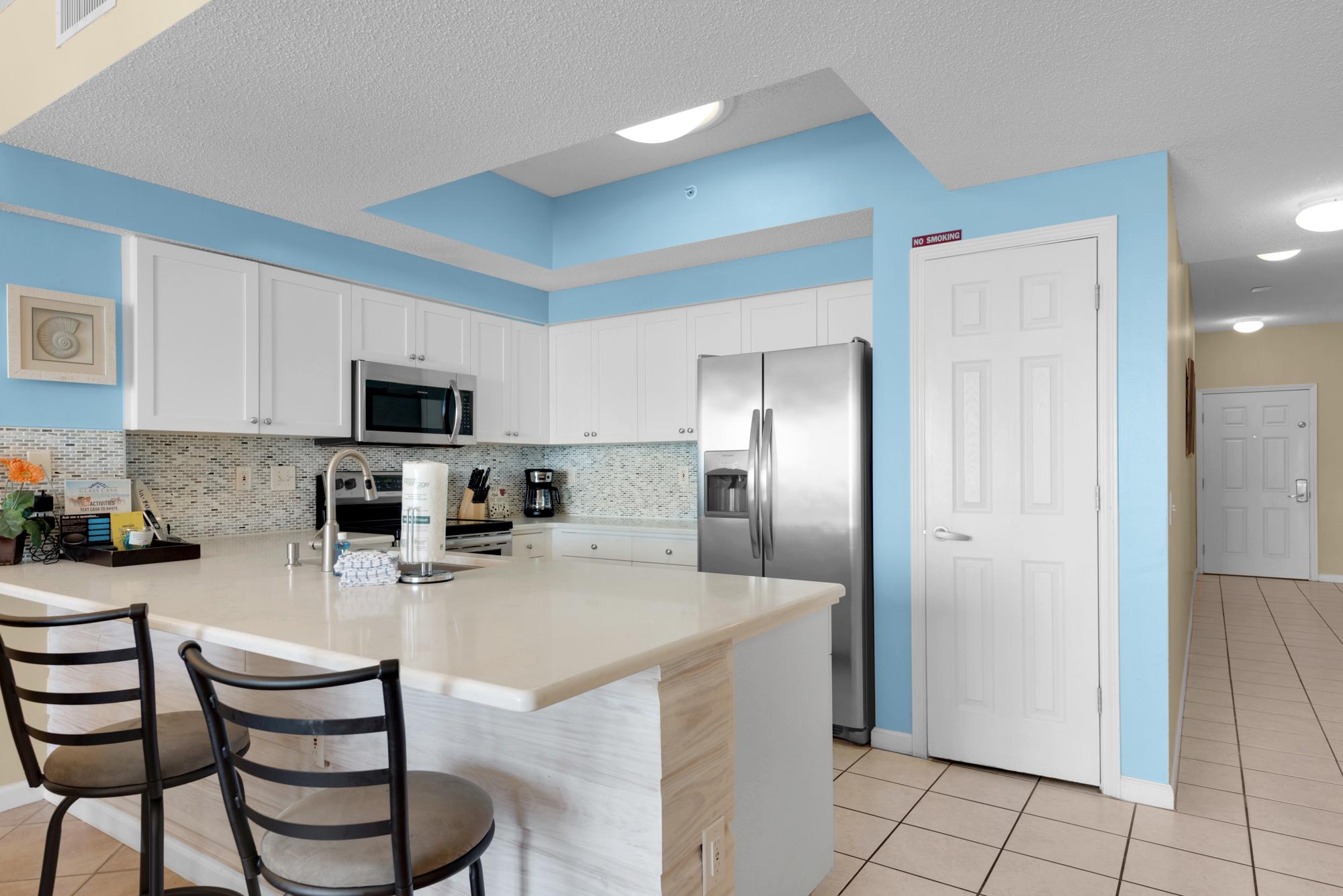 Majestic Sun 704A - Breakfast Bar and Kitchen
