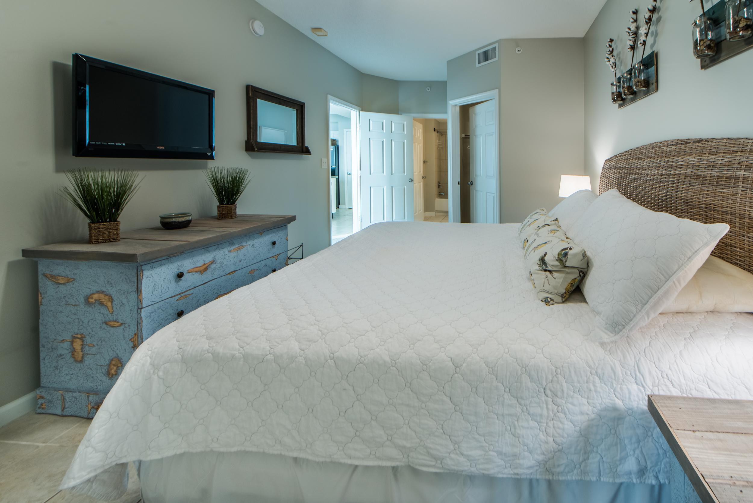 Queen bed