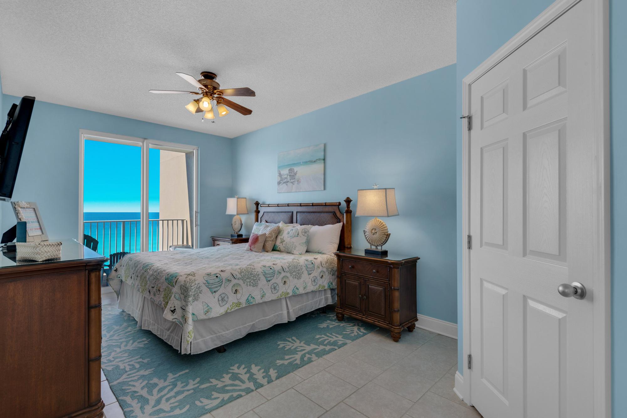 Majestic Sun 701B - Gulf View Master King Suite, Balcony Access