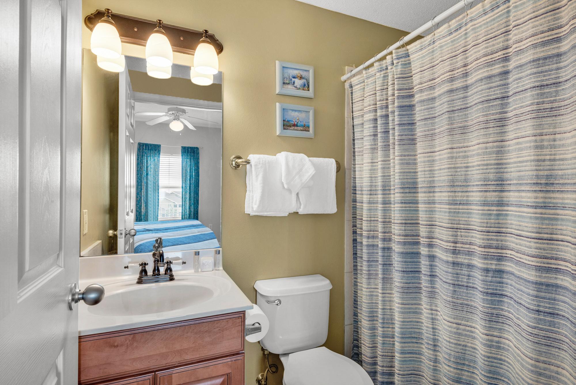Majestic Sun 301B - King Suites Private Bathroom
