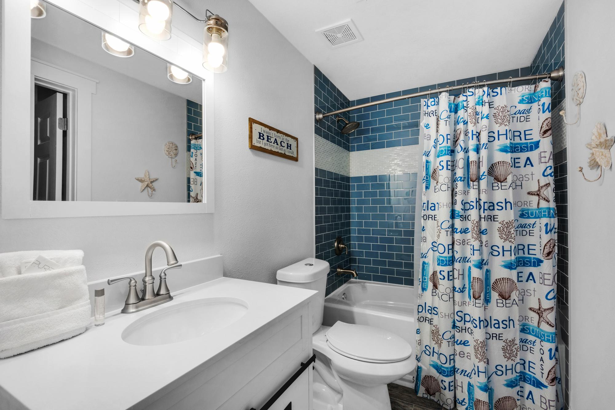 Majestic Sun 1101B - King/Bunk Rooms Attached Bath