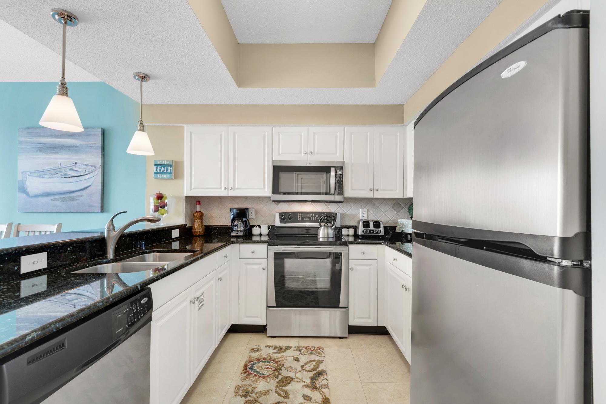 Majestic Sun 802A - Kitchen feat. Stainless Steel Appliances