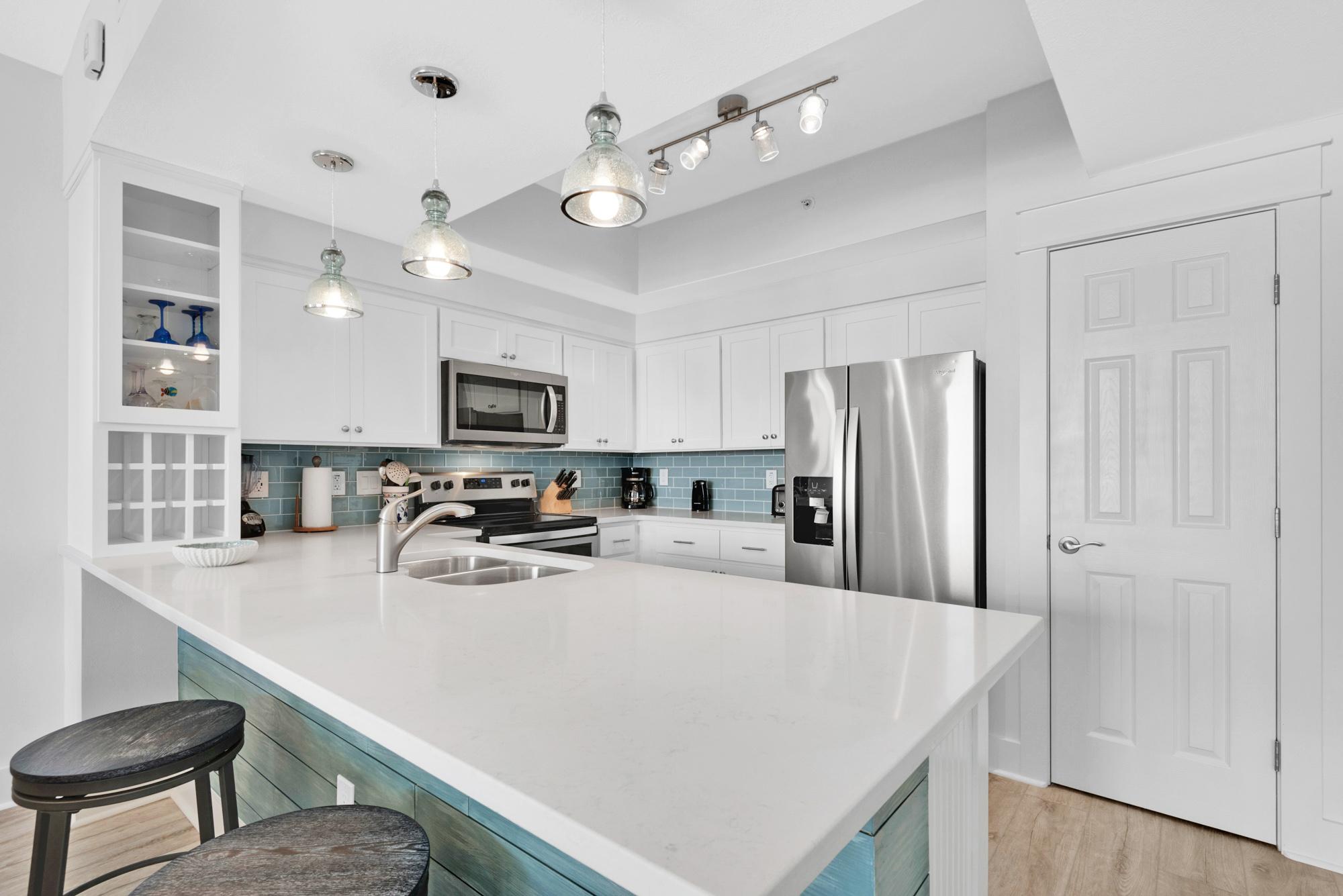 Majestic Sun 304B - Breakfast Bar and Updated Kitchen
