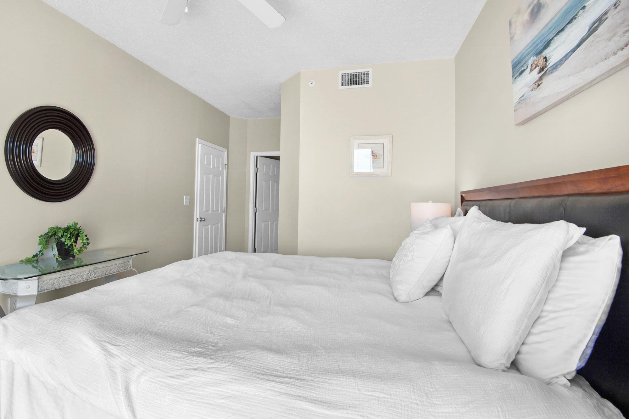 Majestic Sun 402B - Master King Suite w/ Private Bathroom