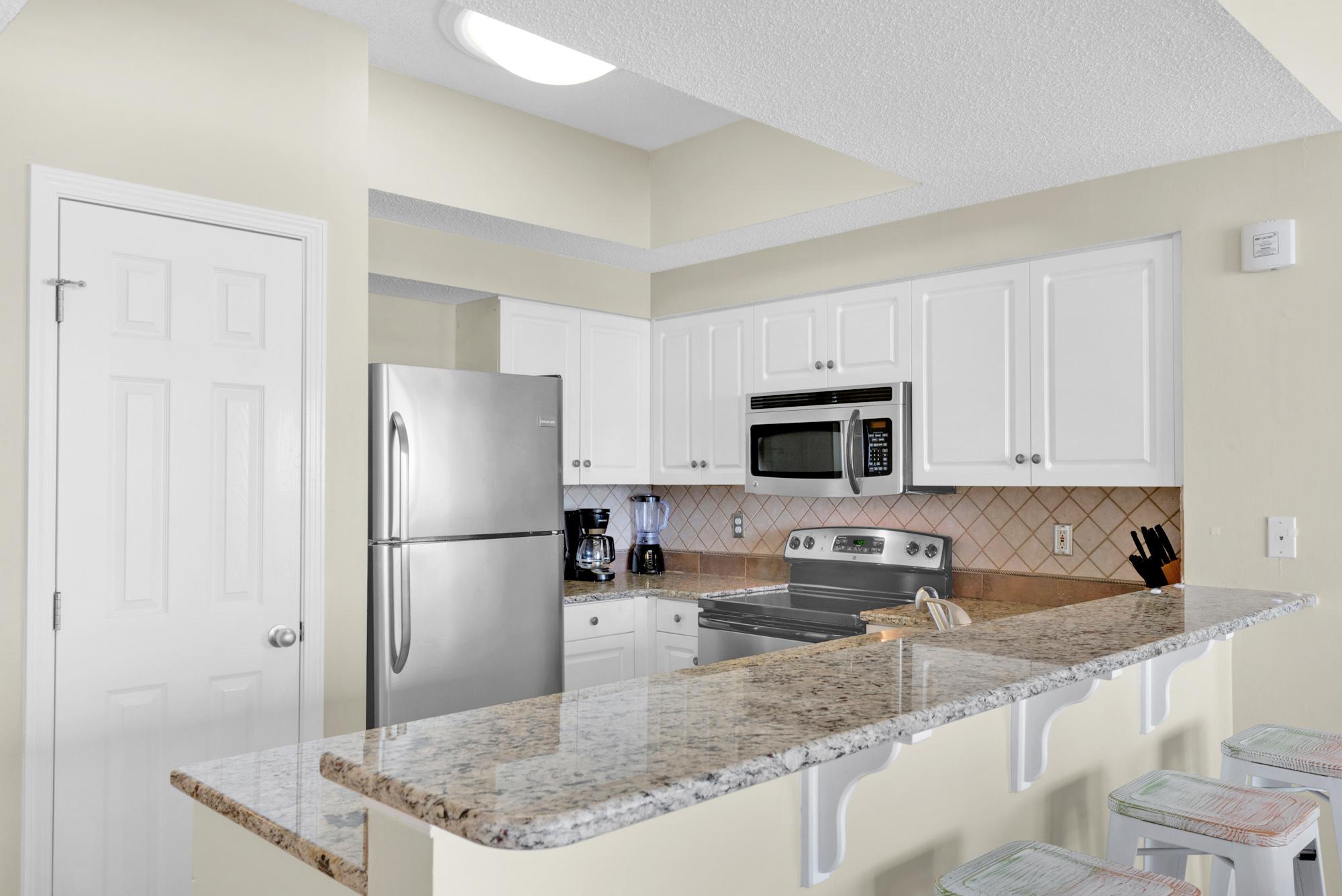 Majestic Sun 610B - Kitchen Featuring Stainless Steel Appliances