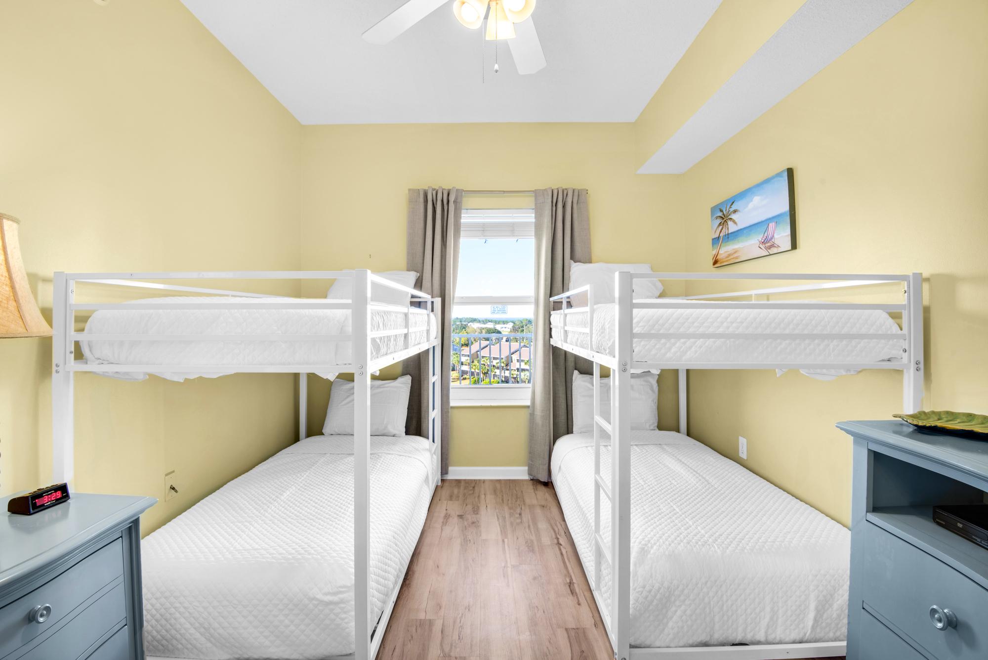Majestic Sun 610B - Bunk Room w/ 2 Twin Over Twin Bunk Beds