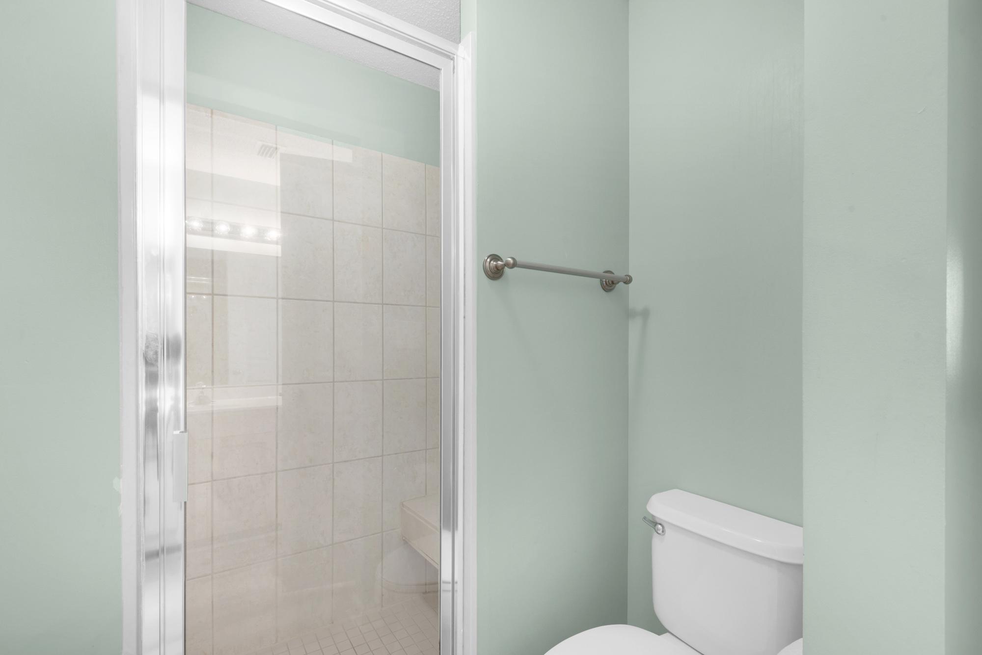 Majestic Sun 610B - Master King Suites Private Bathroom