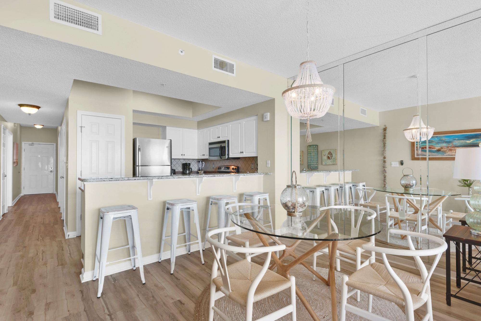 Majestic Sun 610B - Dining Area, Breakfast Bar, and Kitchen