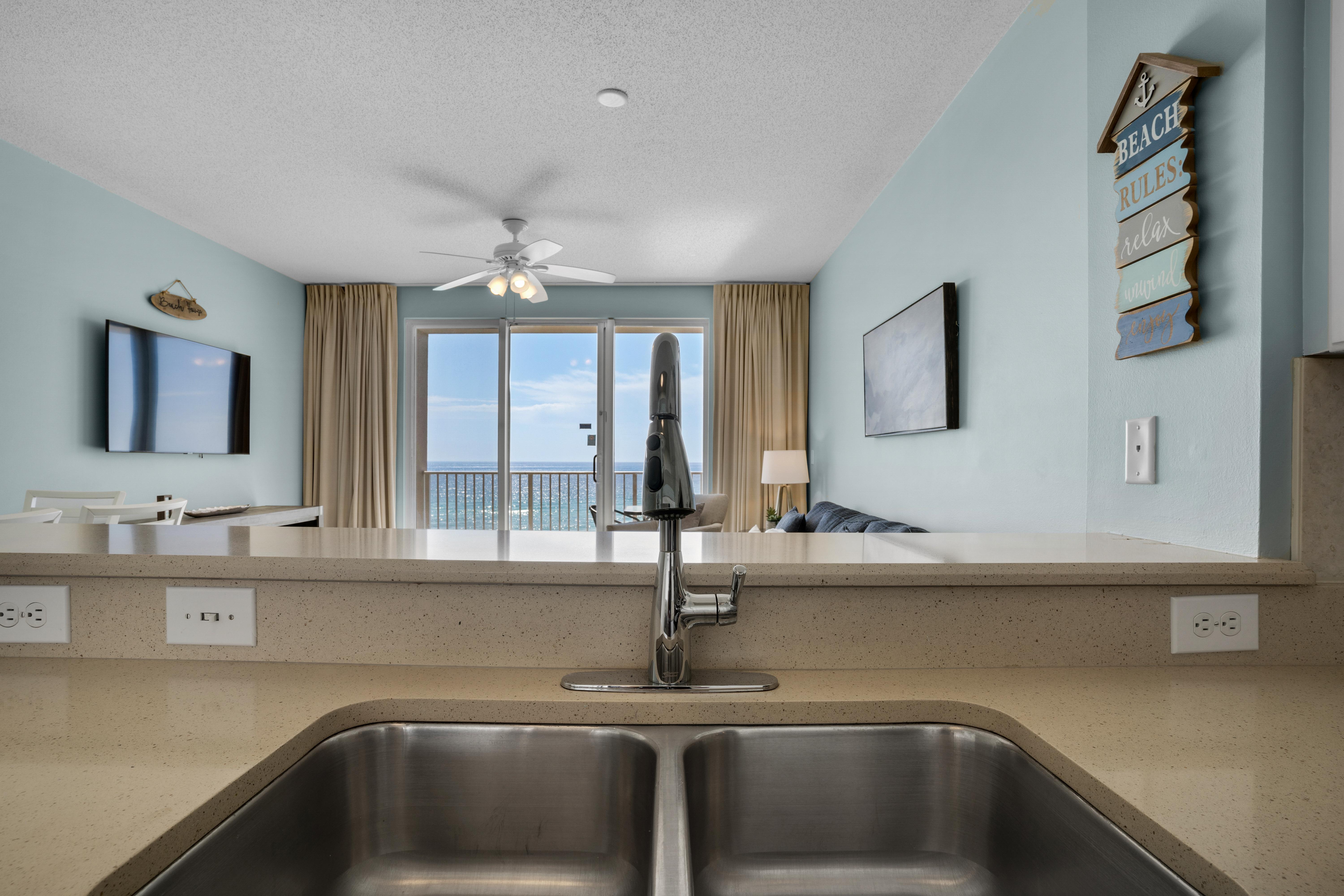 Majestic Sun 507B - Beach Views From Kitchen