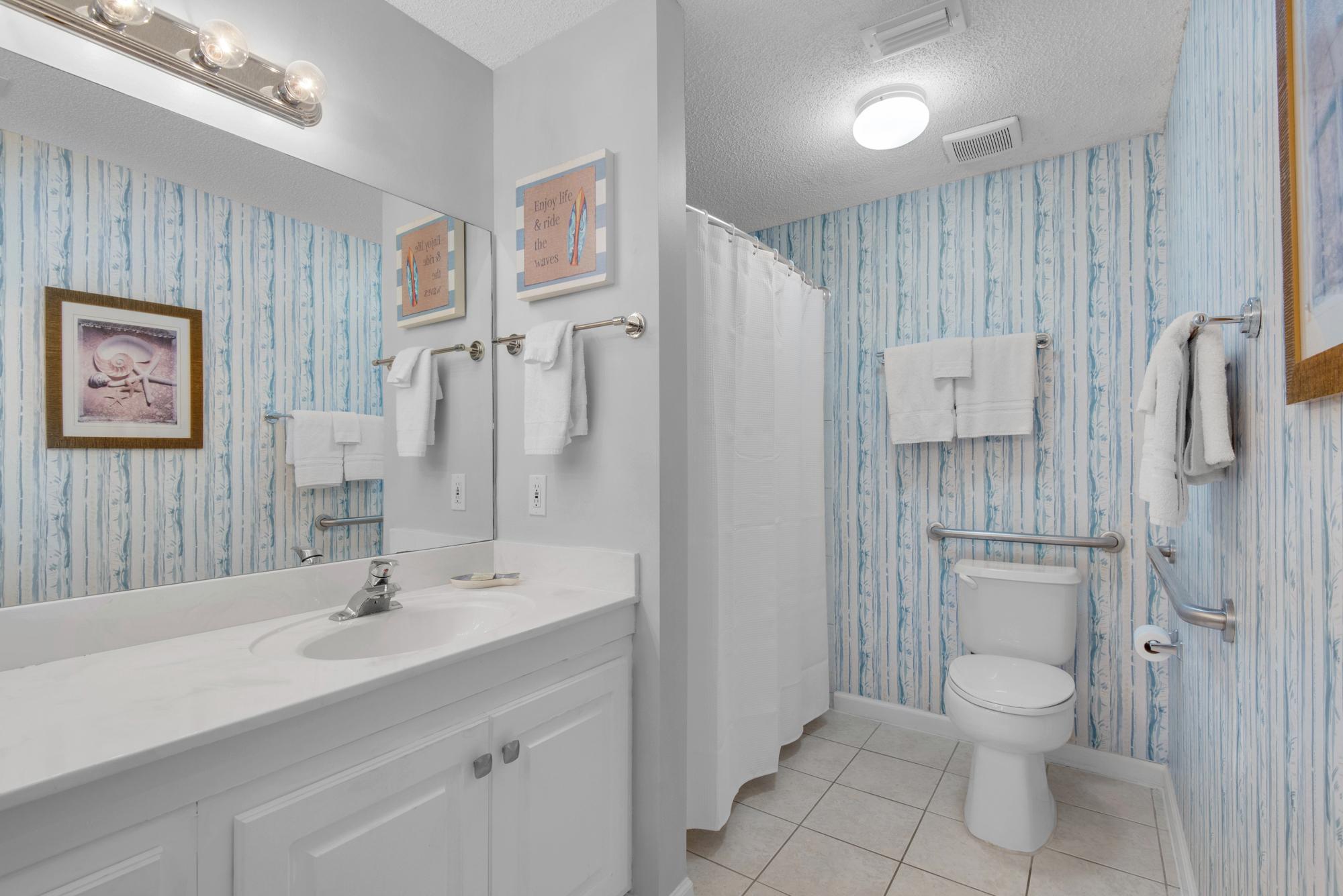 Majestic Sun 311B - Master King Suites Private Bathroom