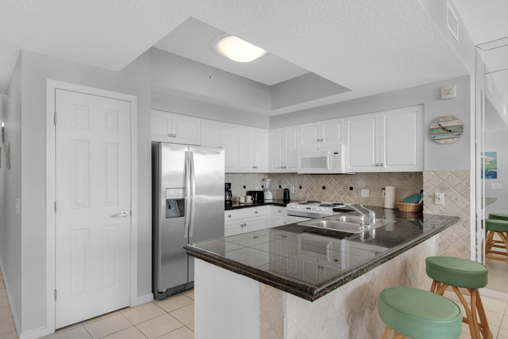 Majestic Sun 311B - Breakfast Bar and Kitchen