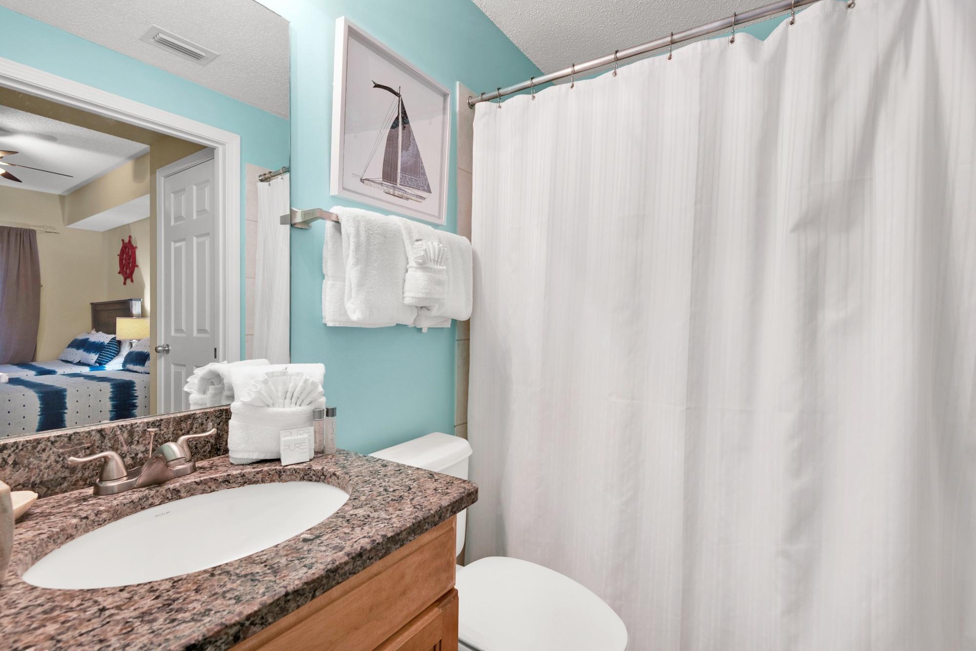 Majestic Sun 505B - Guest Rooms Attached Bathroom