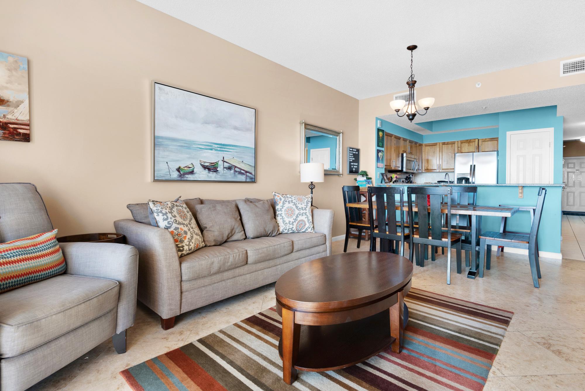 Majestic Sun 505B - Living Area, Dining Area, and Kitchen