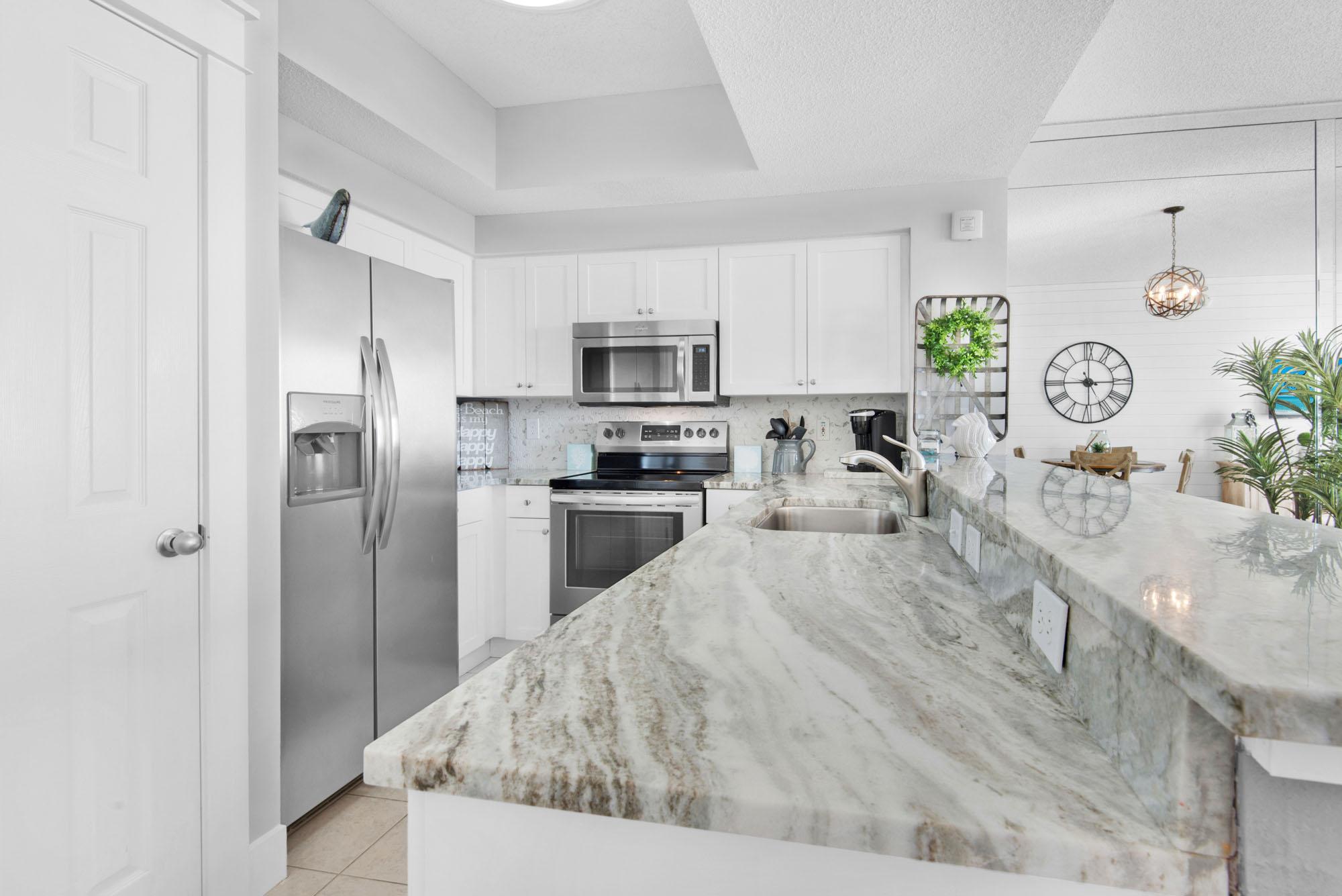 Majestic Sun 612B - Kitchen Featuring Stainless Steel Appliances