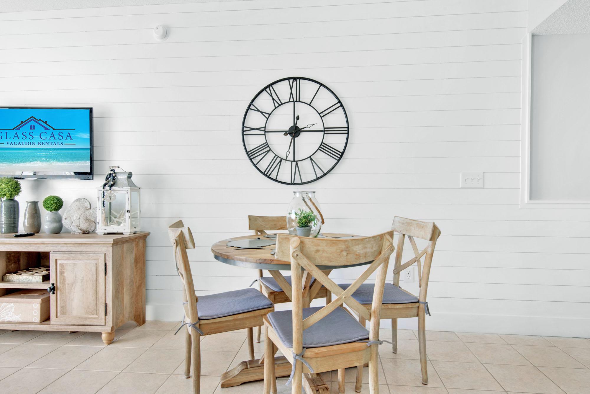 Majestic Sun 612B - Beach View Dining Area