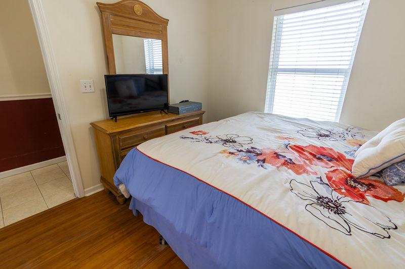 Guest Bedroom 1 Part 2