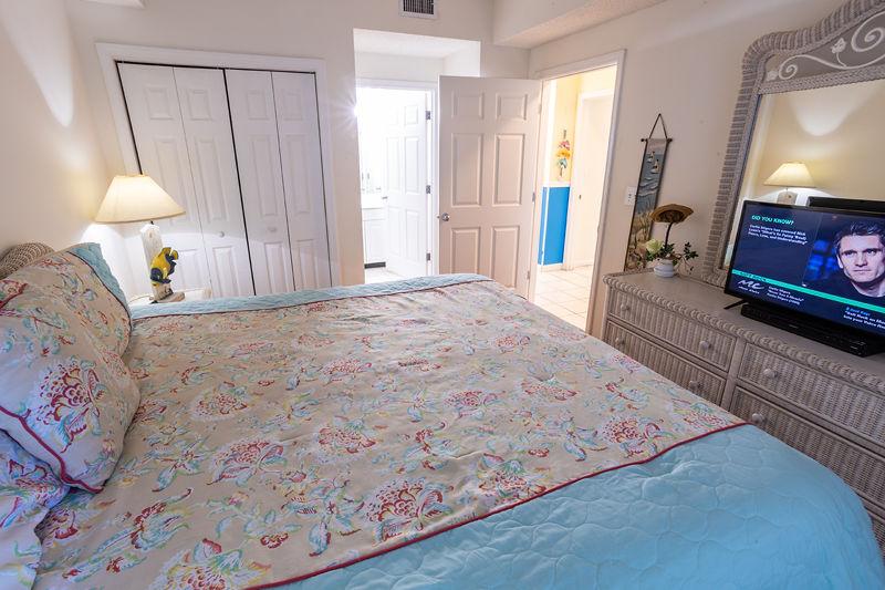 Guest Bedroom 2 Part 2