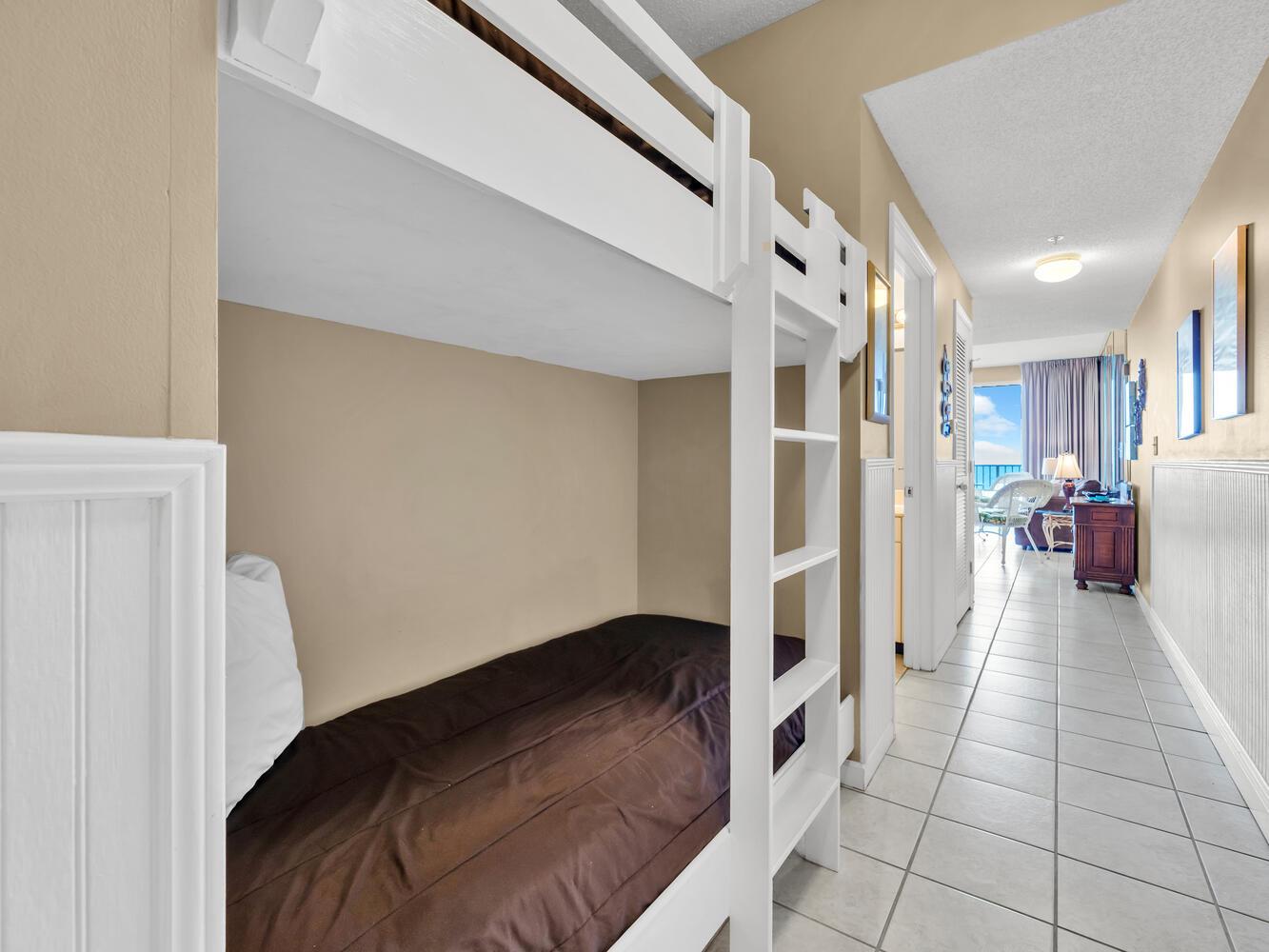 Hallway Bunks 1 Part 1