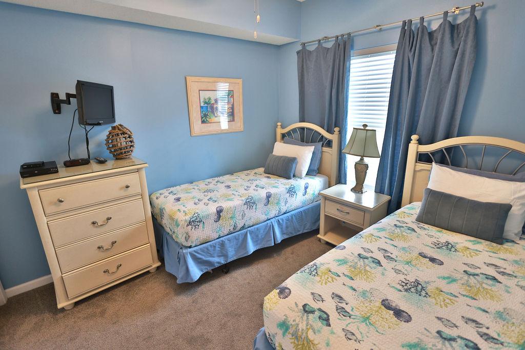 Guest Bedroom 1 Part 2