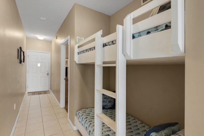 Hallway Bunks 1 Part 1