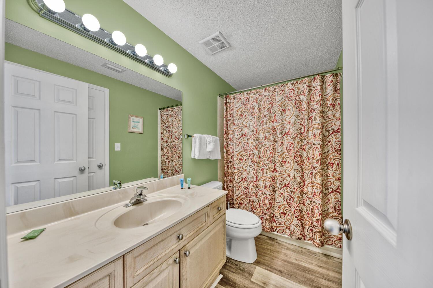 Guest Bathroom 2 Part 1