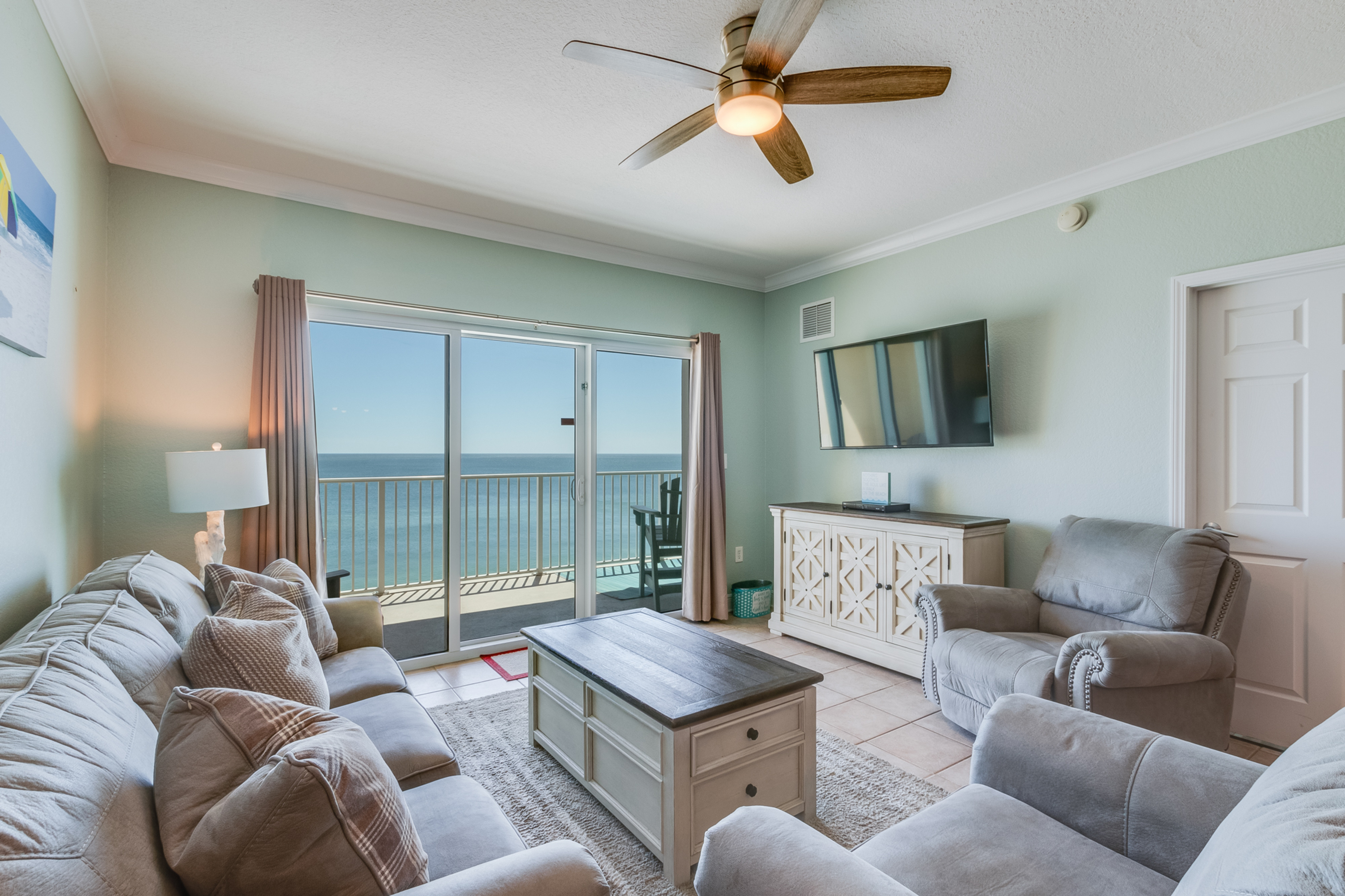 Crystal Shores West 202