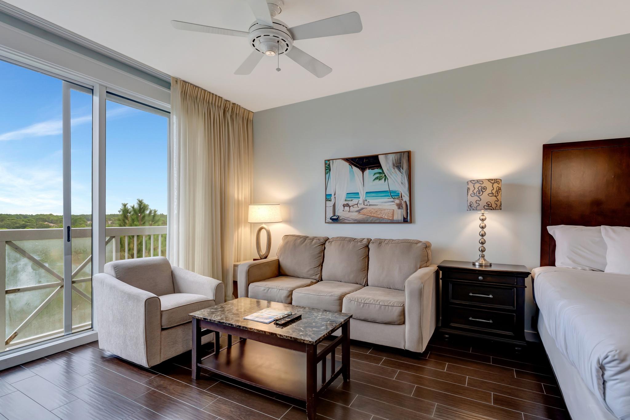 King Studio Oasis with Stunning Views & Sleeper Sofa Comfort at Sandestin Golf and Beach Resort! 6