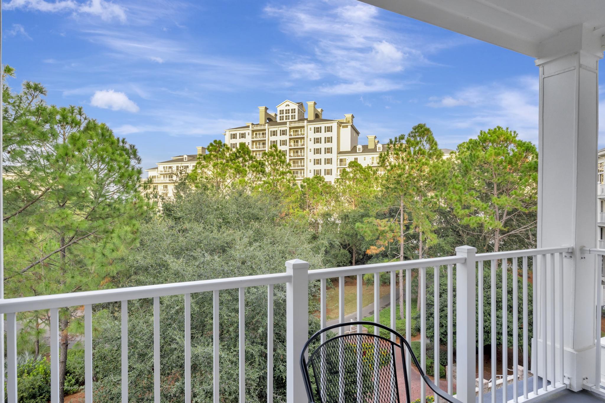 Elevated 4th Floor w/ King and Bunk Beds at Sandestin Golf and Beach Resort! 2
