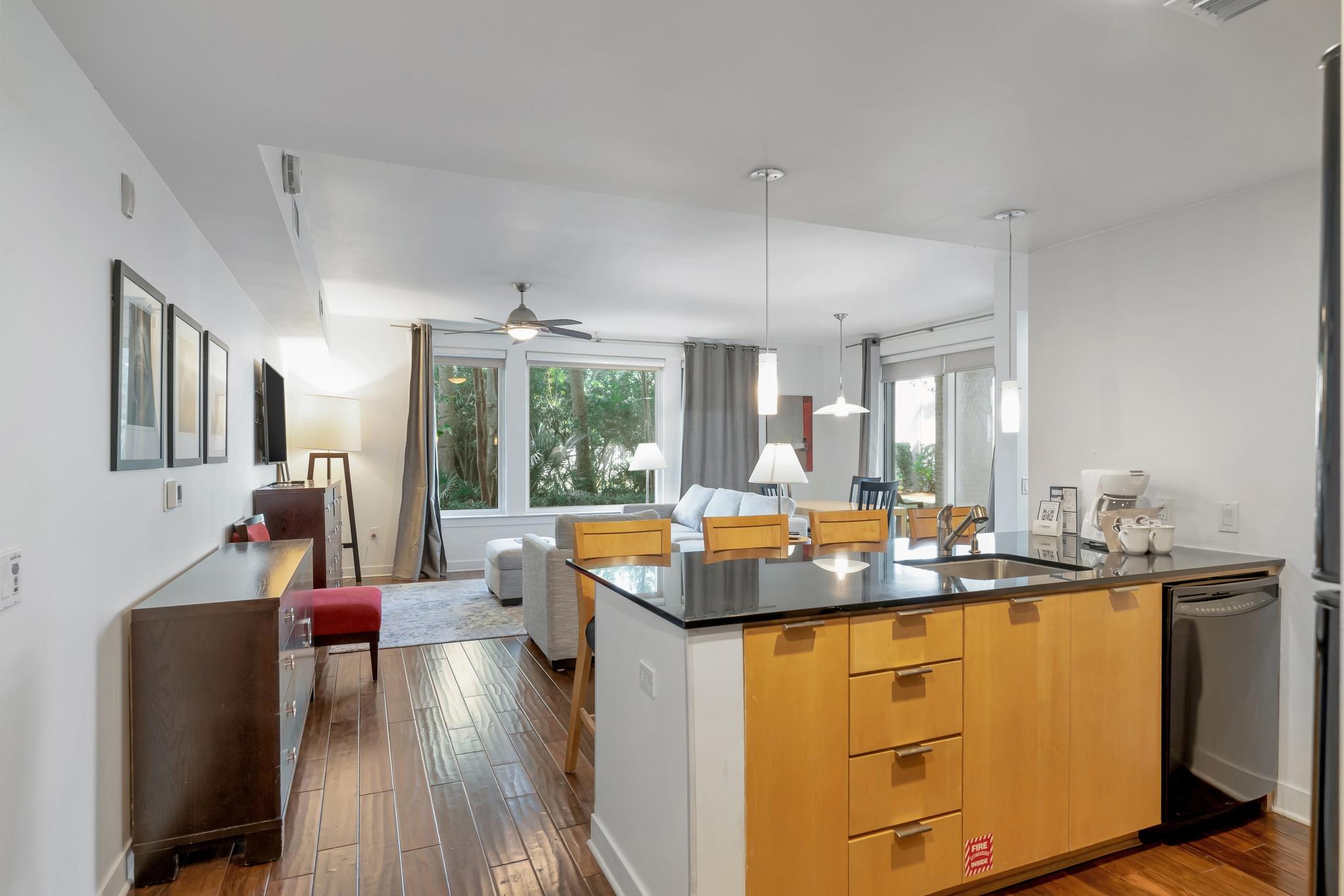 Rare Bay View Corner Unit: Ground Floor Gem at Sandestin Golf and Beach Resort! 2