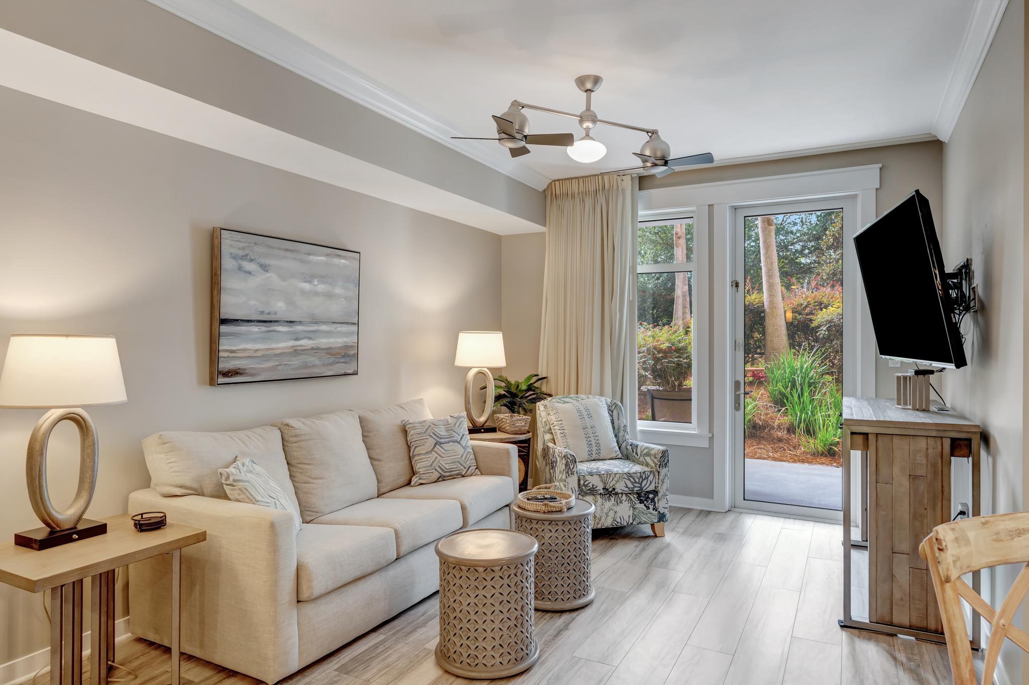 Tranquil Ground-Level Retreat in Sandestin: 1BD, 1BA, King Bed, Grand Lawn Views at Sandestin Golf and Beach Resort! 2