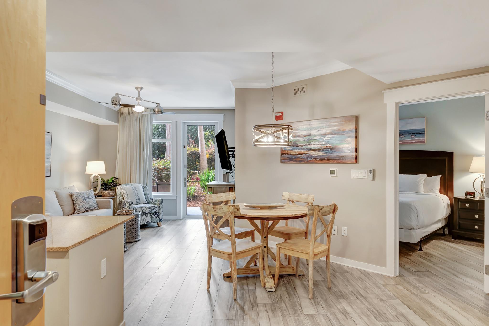 Tranquil Ground-Level Retreat in Sandestin: 1BD, 1BA, King Bed, Grand Lawn Views at Sandestin Golf and Beach Resort! 3