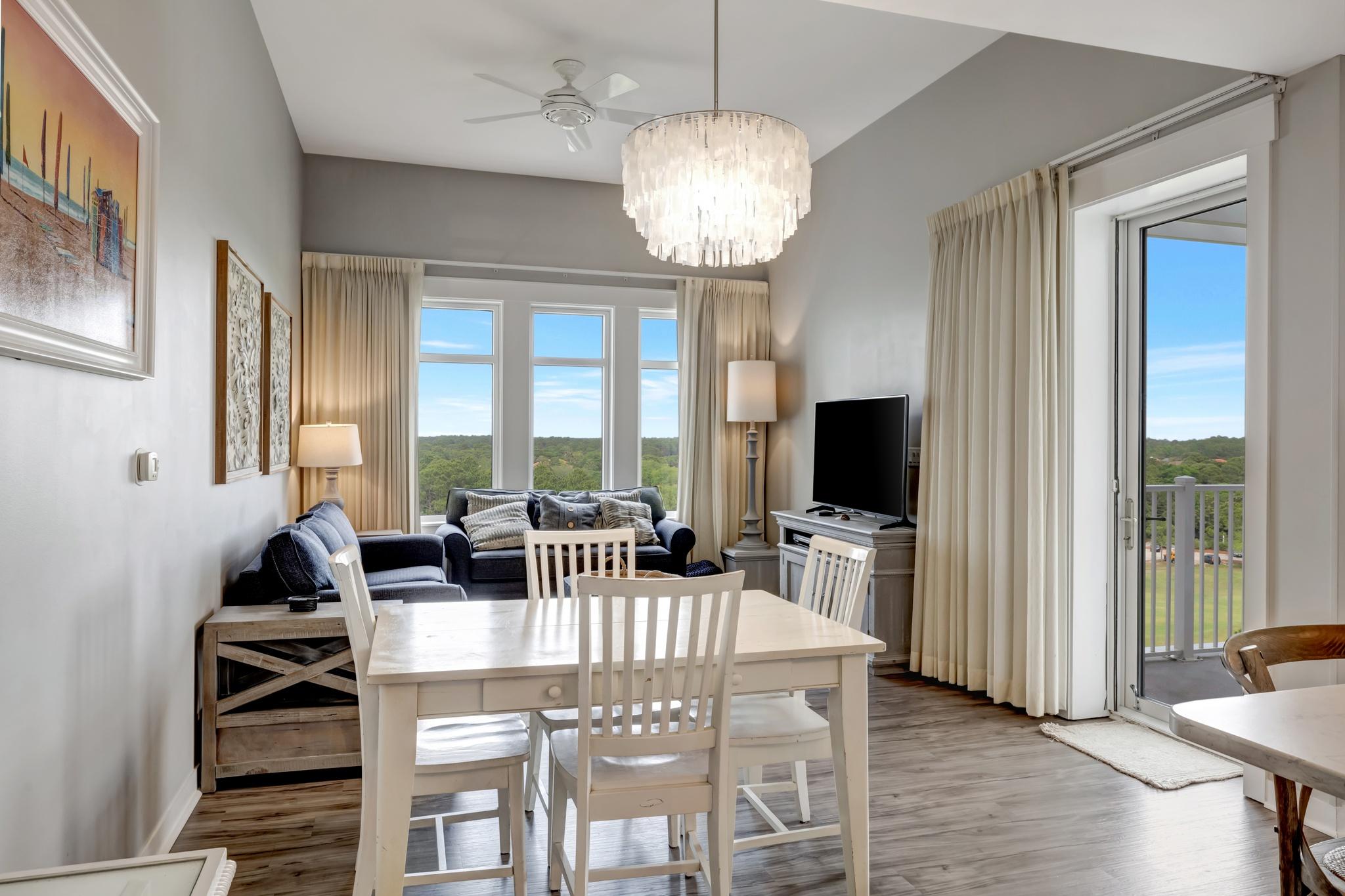 Seventh-Floor Serenity: Studio in Elation, Resort-Style Living at Sandestin Golf and Beach Resort!